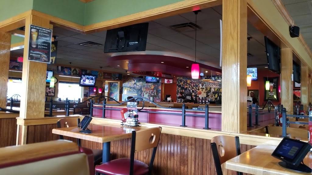 Applebees Grill + Bar | restaurant | 200 12th Ave, Coralville, IA 52241, USA | 3193581986 OR +1 319-358-1986