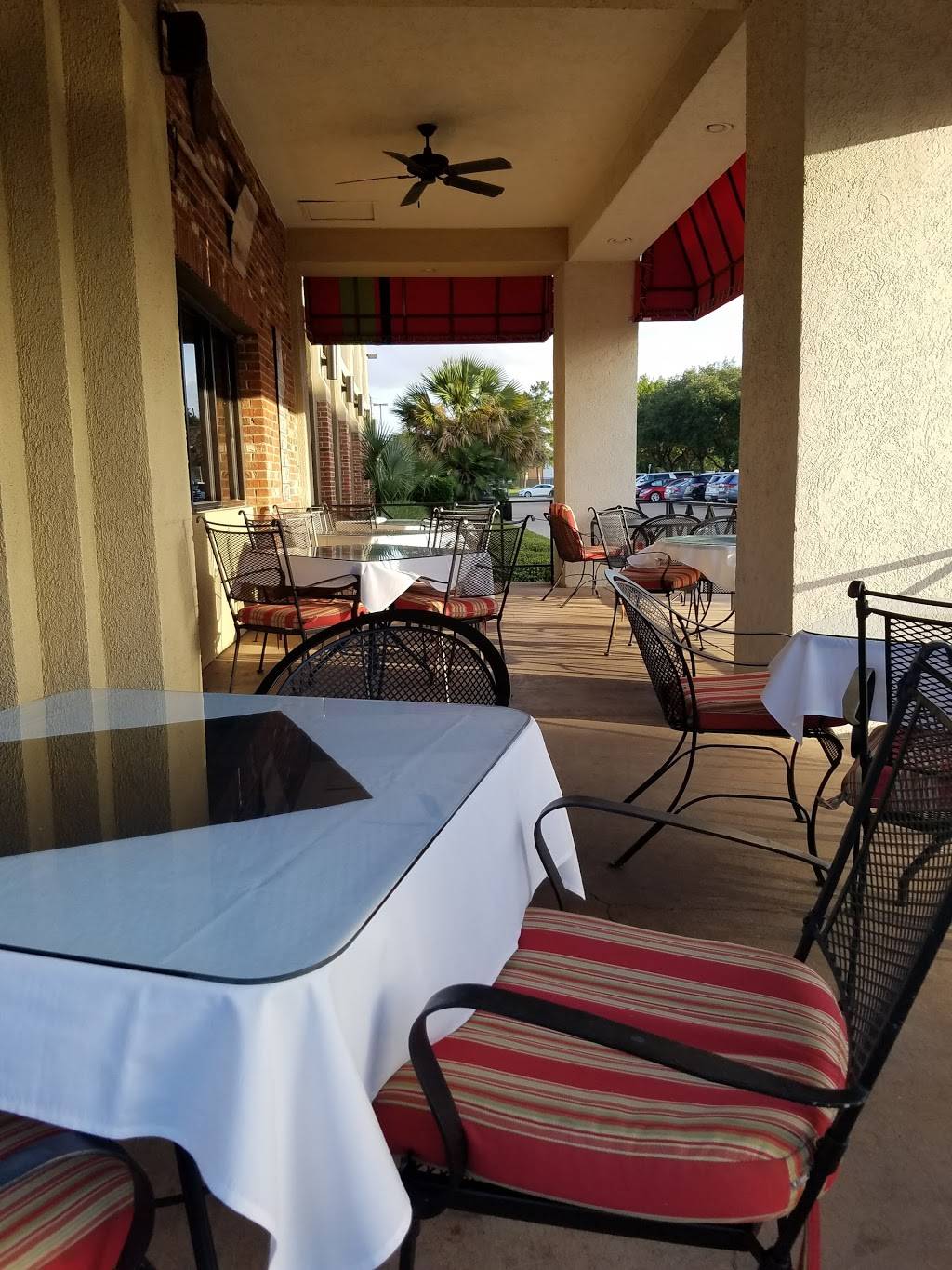 Carrabbas Italian Grill | restaurant | 11339 Katy Fwy, Houston, TX 77079, USA | 7134646595 OR +1 713-464-6595