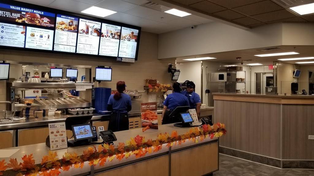 Culvers | restaurant | 850 S Waukegan Rd, Waukegan, IL 60085, USA | 8476728431 OR +1 847-672-8431