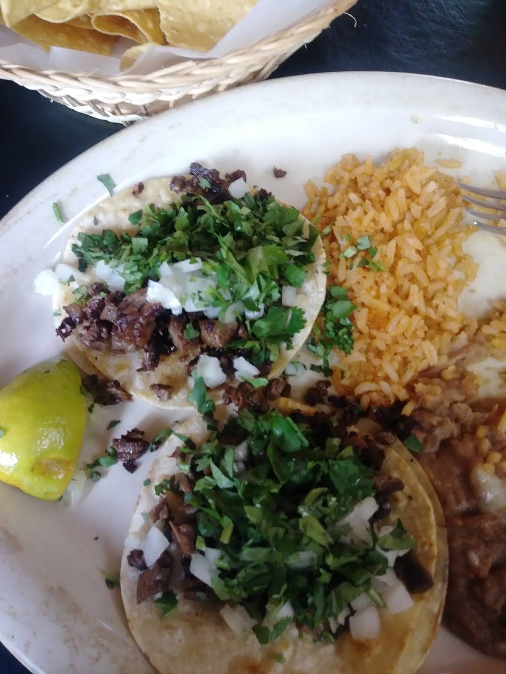 Acambaro Restaurant | restaurant | 406 N Bloomington St, Lowell, AR 72745, USA | 4796598919 OR +1 479-659-8919