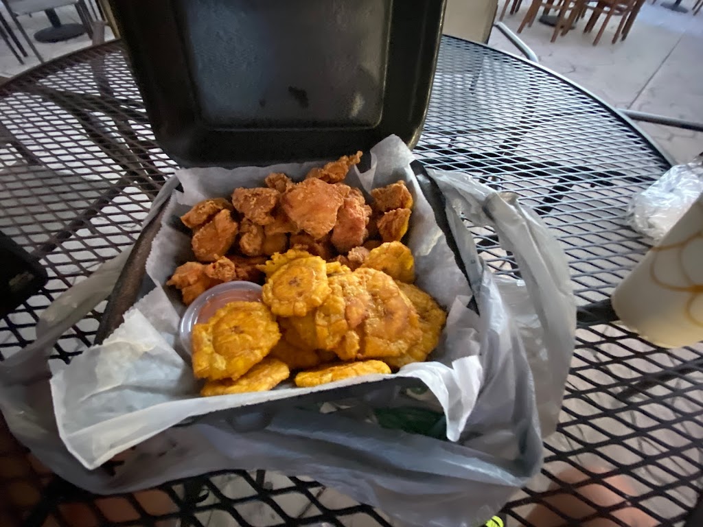 Fiesta Cafe | restaurant | 305 Main St, Holyoke, MA 01040, USA | 4134377919 OR +1 413-437-7919