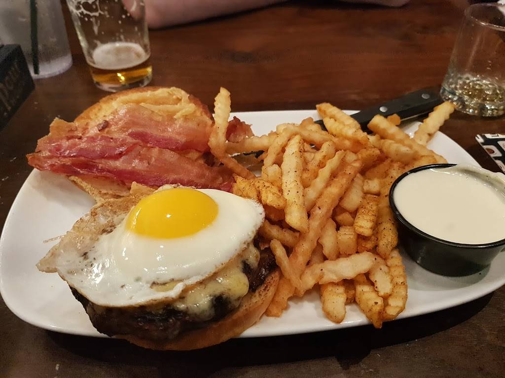 The Pour House [North Wales] | restaurant | 29 Airport Square, North Wales, PA 19454, USA | 2676454000 OR +1 267-645-4000