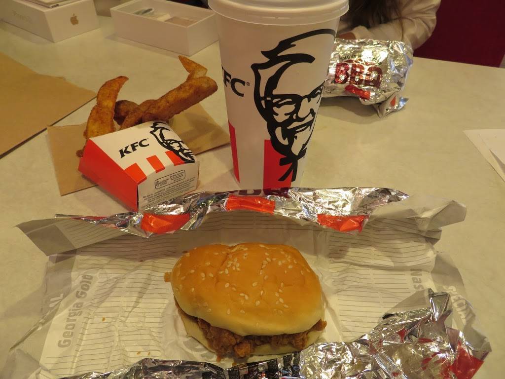 KFC | restaurant | 6217 International Dr, Orlando, FL 32819, USA | 4073529203 OR +1 407-352-9203