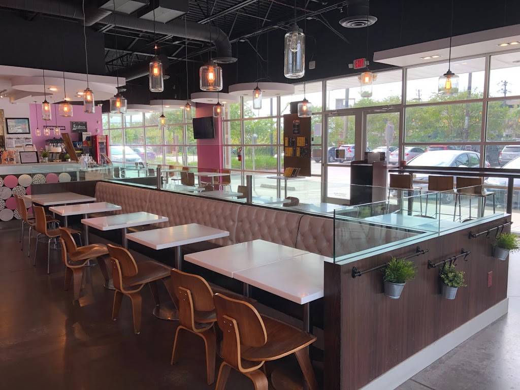 AzzA Cafe | restaurant | 4701 Calhoun Rd #100, Houston, TX 77004, USA | 3462565555 OR +1 346-256-5555