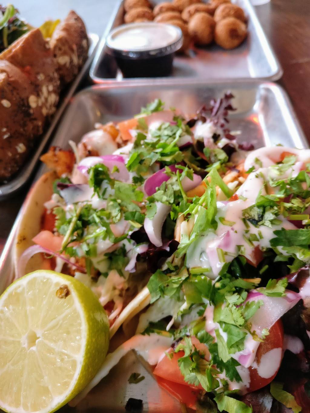 Turf N Surf Po Boy | restaurant | 407 Lavaca St, Austin, TX 78701, USA | 5122762763 OR +1 512-276-2763