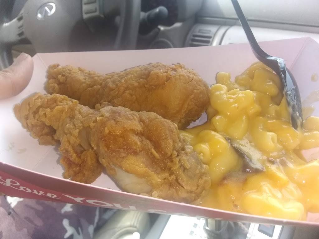 Churchs Chicken | restaurant | 2301 N 50th St N, Tampa, FL 33619, USA | 8132481445 OR +1 813-248-1445