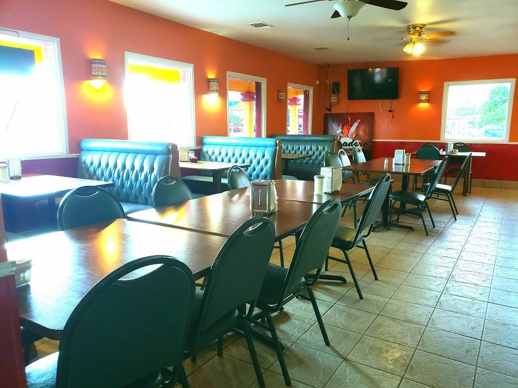 El Asadero De Jalisco Mexican | restaurant | 2123 Culebra Rd, San Antonio, TX 78228, USA | 2107310788 OR +1 210-731-0788