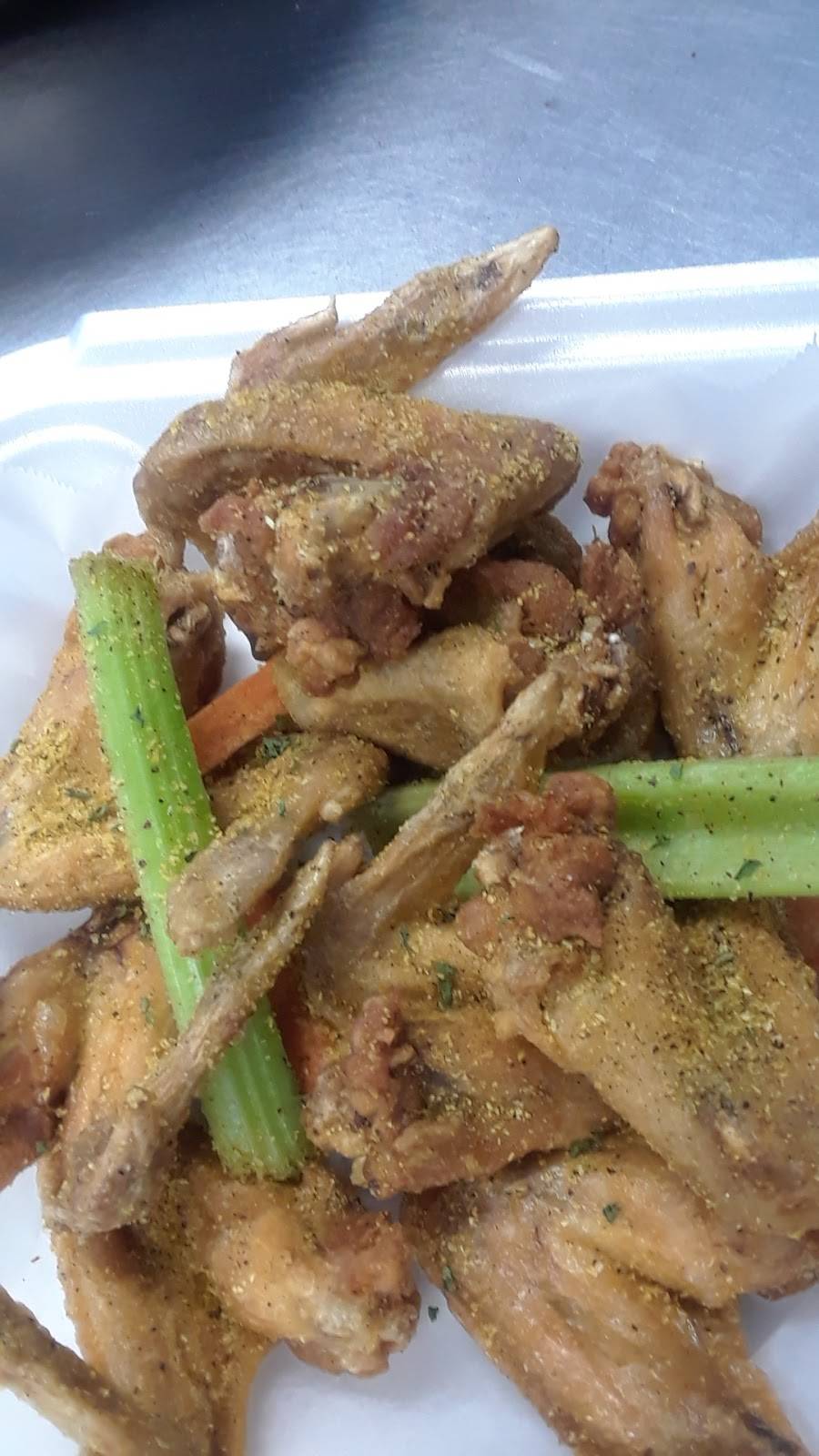 Cottons Bag-O-Wings | restaurant | 134 N Salem Rd, Conyers, GA 30013, USA | 7706023242 OR +1 770-602-3242