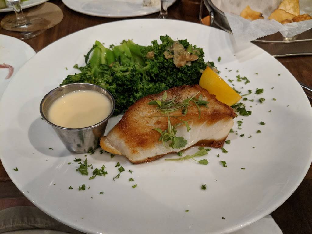 The Naked Crab | restaurant | 1140 Seabreeze Blvd, Fort Lauderdale, FL 33316, USA | 9547277090 OR +1 954-727-7090