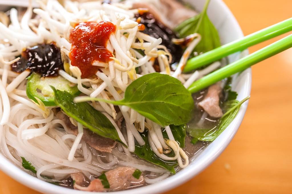 Vietnom Nom | restaurant | 8641 W 13th St N #103, Wichita, KS 67212, USA | 3162608812 OR +1 316-260-8812