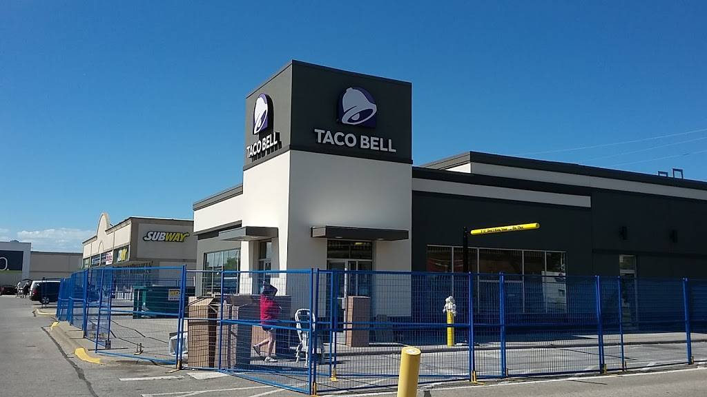 Taco Bell | meal takeaway | 300 Tecumseh Rd E, Windsor, ON N8N 3S7, Canada | 5199717268 OR +1 519-971-7268