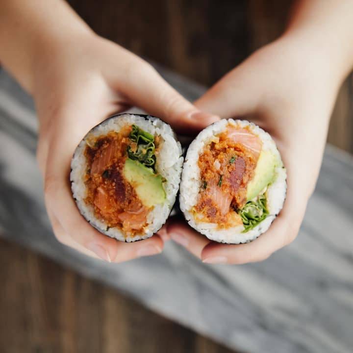 Sushi Shop | restaurant | 214 Boulevard Omer-Marcil, Saint-Jean-sur-Richelieu, QC J2W 2X2, Canada | 4503489797 OR +1 450-348-9797