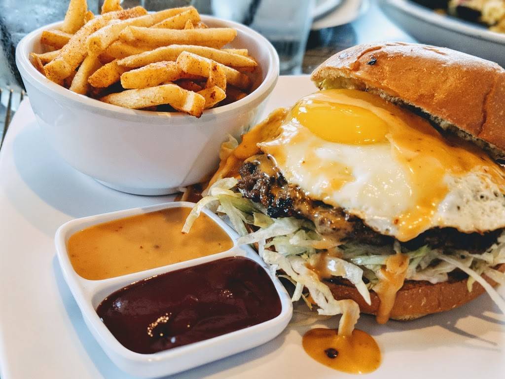 Fusion Grill | restaurant | 2024 E Avenida De Los Arboles, Thousand Oaks, CA 91362, USA | 8052410449 OR +1 805-241-0449