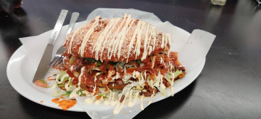 Taqueria los guillenes | restaurant | 13621 Ambaum Blvd SW, Burien, WA 98166, USA | 2065191528 OR +1 206-519-1528