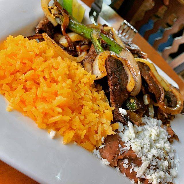 El Amigo Mexican Restaurant | restaurant | 404 W Chatham St, Cary, NC 27511, USA | 9193770013 OR +1 919-377-0013