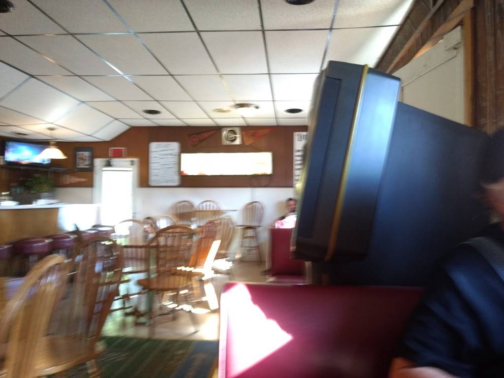 Eds Grill | restaurant | 1221 E Main St, Waynesboro, VA 22980, USA | 5409490225 OR +1 540-949-0225