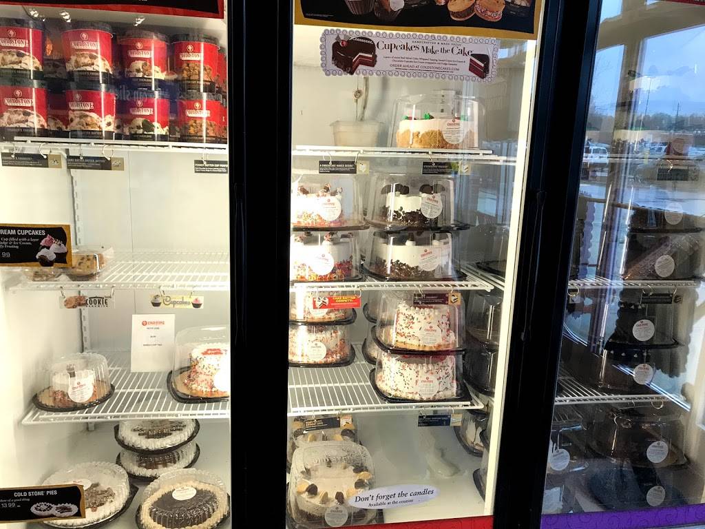Cold Stone Creamery | bakery | 11088 US Hwy 15 501 N, Aberdeen, NC 28315, USA | 9106929440 OR +1 910-692-9440