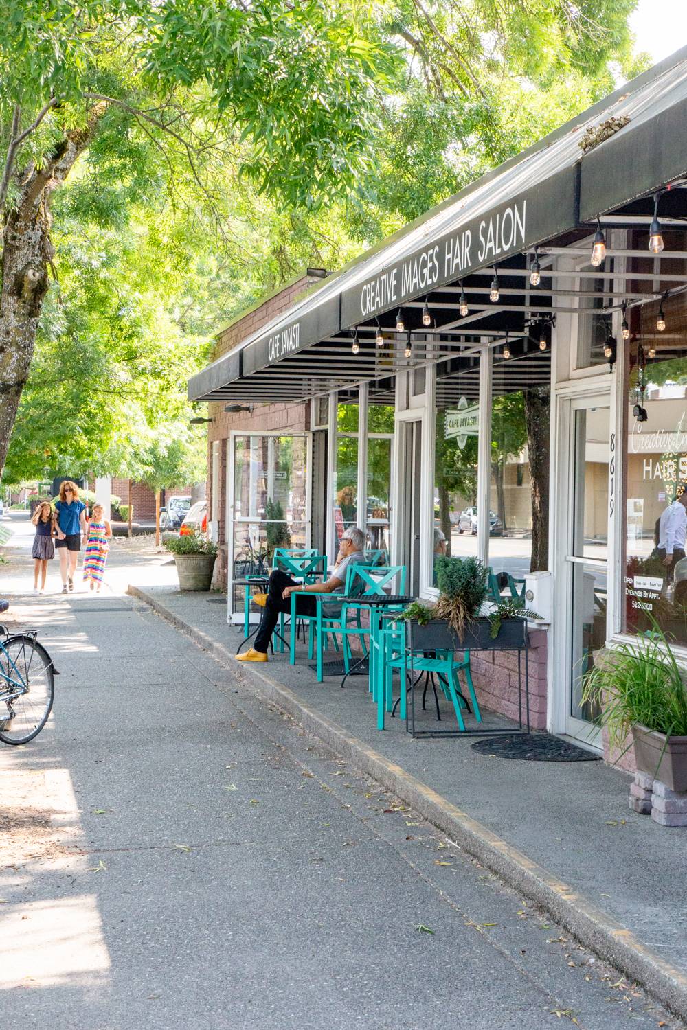 Cafe Javasti - Wedgwood | cafe | 8617 35th Ave NE, Seattle, WA 98115, USA | 2062040255 OR +1 206-204-0255