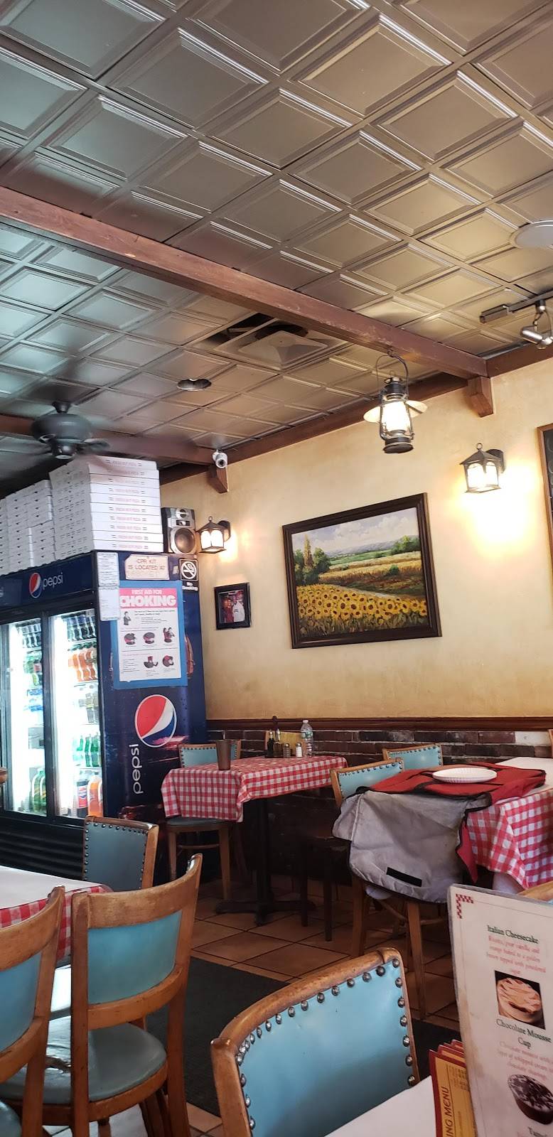 Salvatores | restaurant | 3738 Riverdale Ave, Bronx, NY 10463, USA | 7185487499 OR +1 718-548-7499