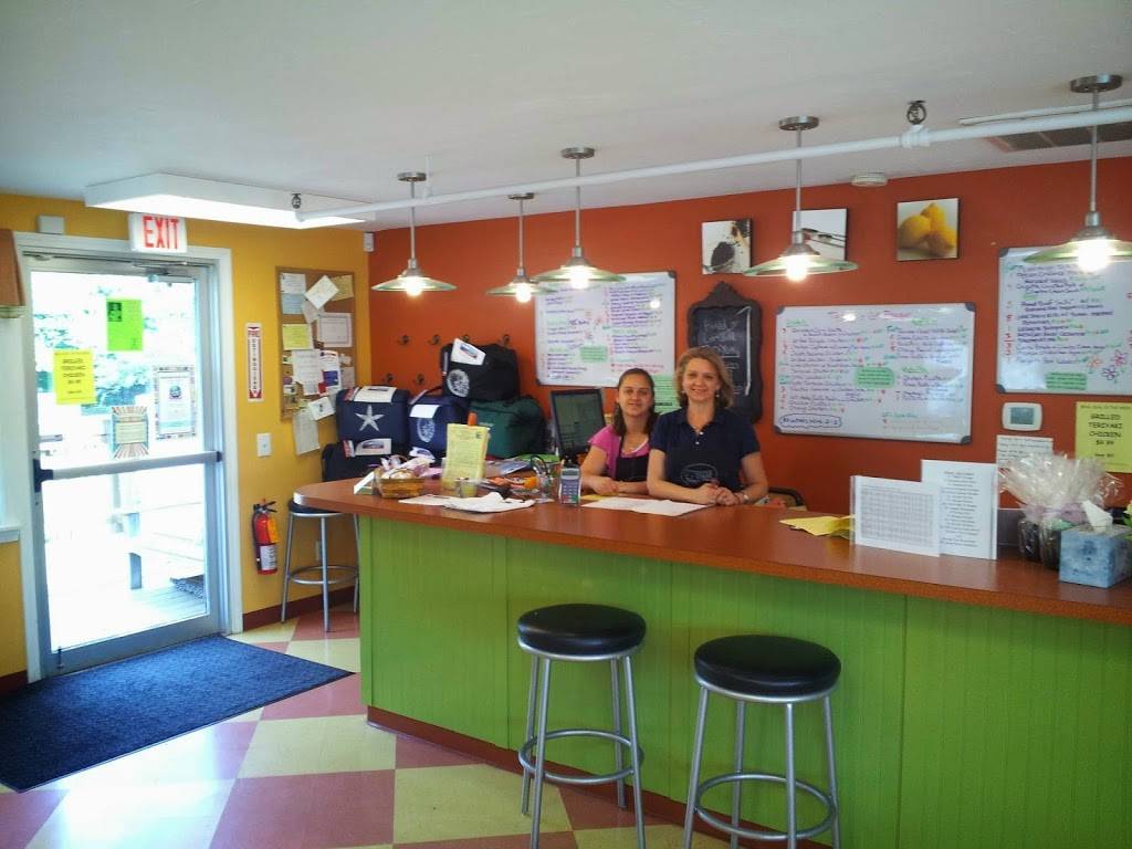 Depot Street Market | meal takeaway | 35 Depot St, Duxbury, MA 02331, USA | 7819342863 OR +1 781-934-2863