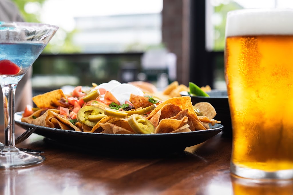 Harrys American Bar & Grill | restaurant | 4370 Summit Plaza Dr, Louisville, KY 40241, USA | 5026180702 OR +1 502-618-0702