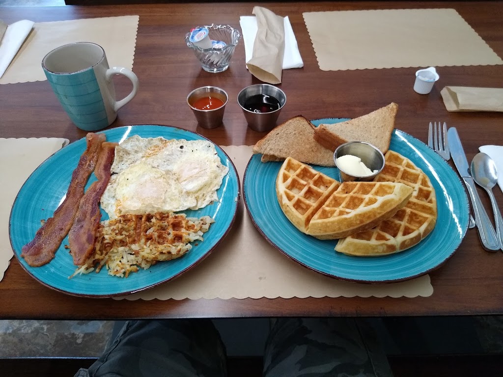 Travelers Cafe | restaurant | 167 Main St, Saegertown, PA 16433, USA | 8147632111 OR +1 814-763-2111