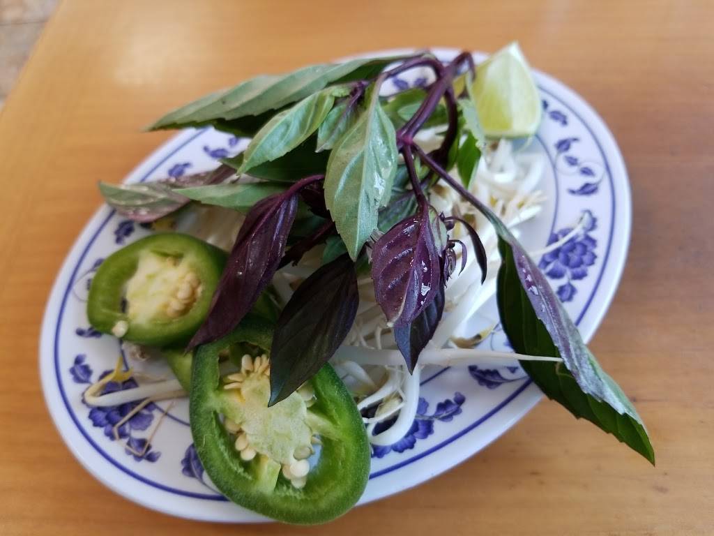 Pho Sao Bien Restaurant | restaurant | 1958 Garnet Ave, San Diego, CA 92109, USA | 8582729612 OR +1 858-272-9612