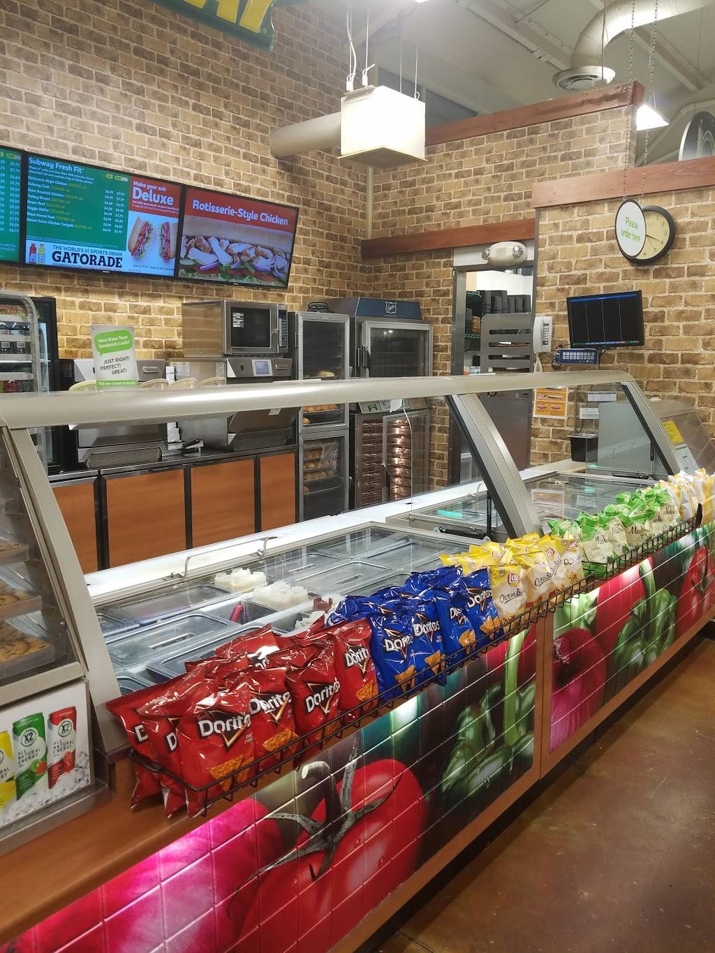 Subway | restaurant | 2560 Mount Victor Ln, Bowling Green, KY 42103, USA | 2707813364 OR +1 270-781-3364