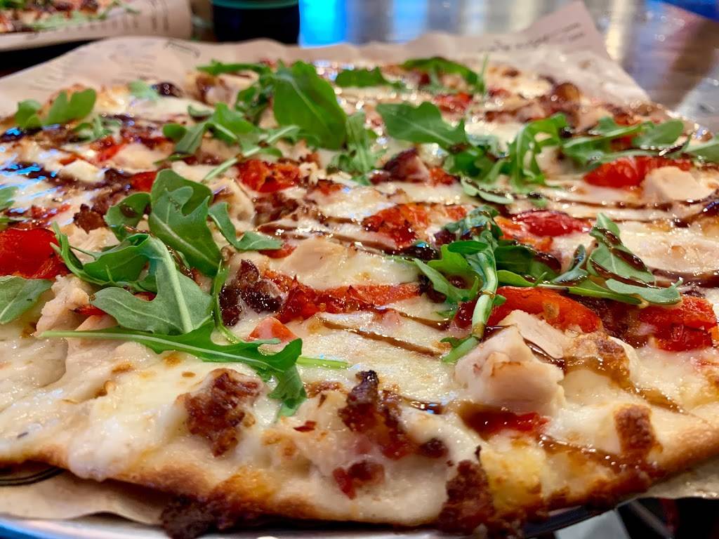 Craft Pies Pizza Company Flower Mound | restaurant | 2451 Lakeside Pkwy #100, Flower Mound, TX 75022, USA | 8556110311 OR +1 855-611-0311