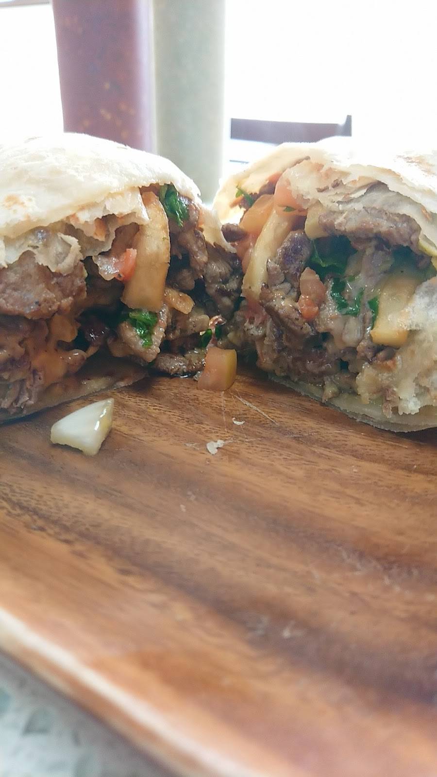 La Perla Cocina #2 | restaurant | 1880 Grand Ave, San Diego, CA 92109, USA | 8588867919 OR +1 858-886-7919