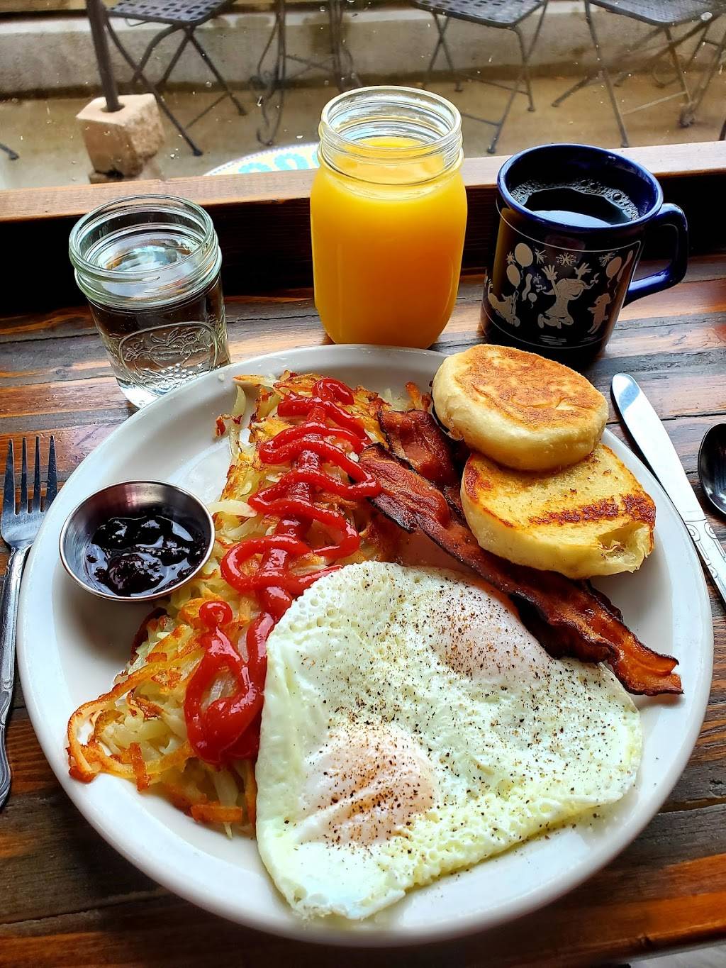 Sams graces Cafe | restaurant | 193-429, M-119, Harbor Springs, MI 49740, USA | 2312421230 OR +1 231-242-1230