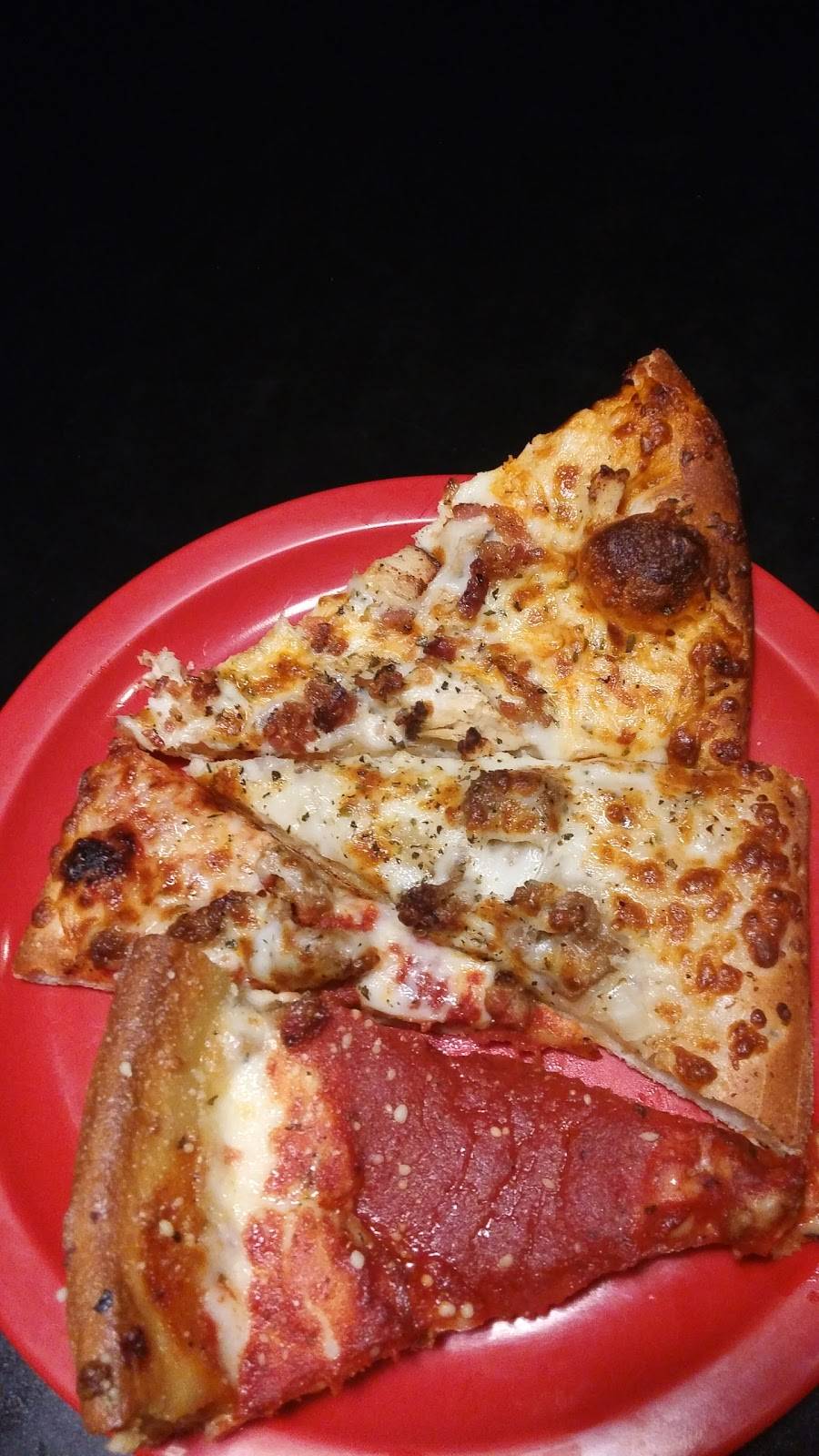 Firehouse Pizza | meal takeaway | 8879/19 N Knoxville Ave, Peoria, IL 61615, USA | 3096939111 OR +1 309-693-9111