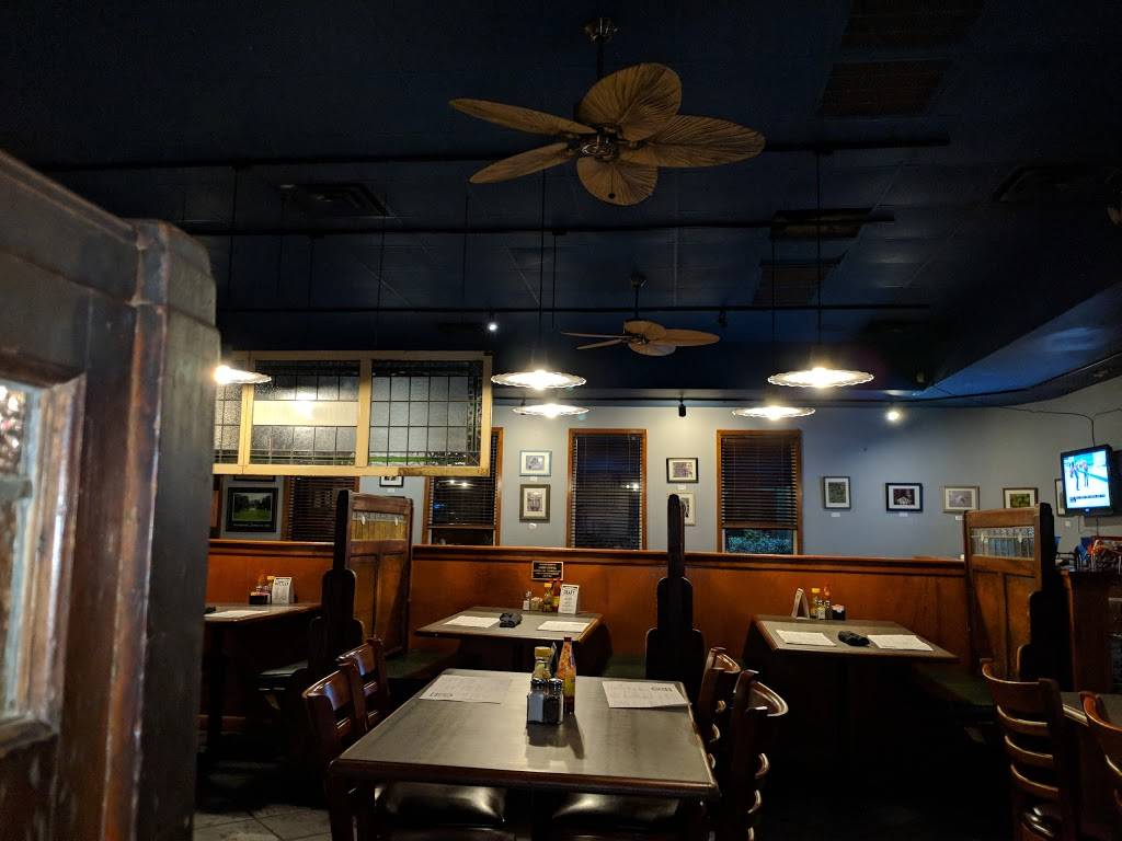 Scrooges Fine Foods & Drink | restaurant | 5829 Ridgewood Rd, Jackson, MS 39211, USA | 6012061211 OR +1 601-206-1211