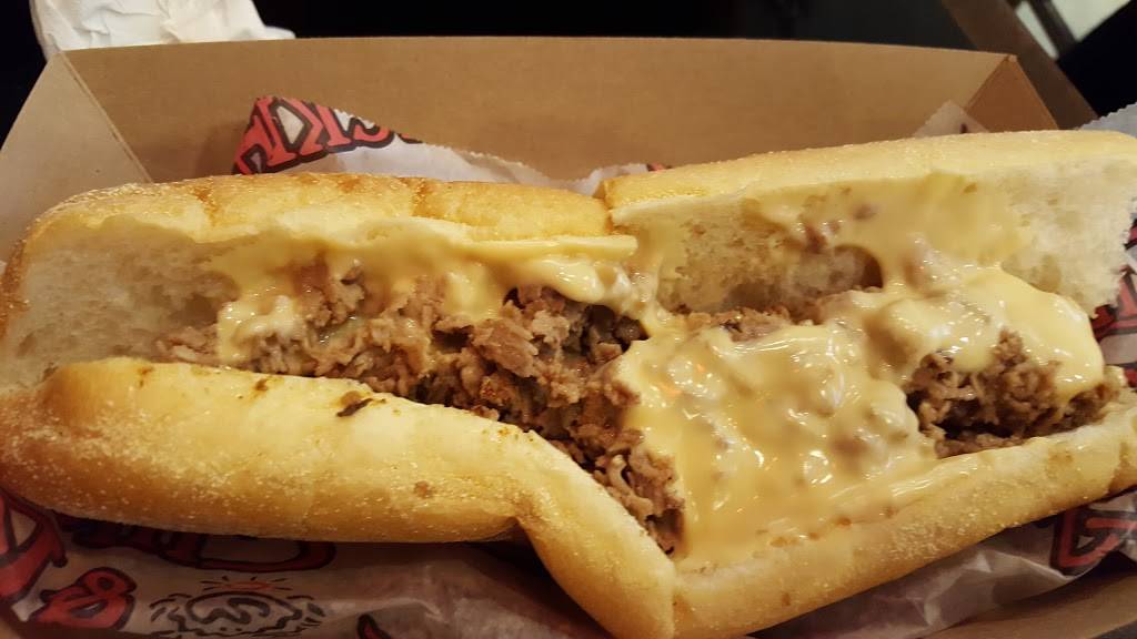 Chickies & Petes | restaurant | 8000 Essington Ave, Philadelphia, PA 19153, USA | 2154921329 OR +1 215-492-1329