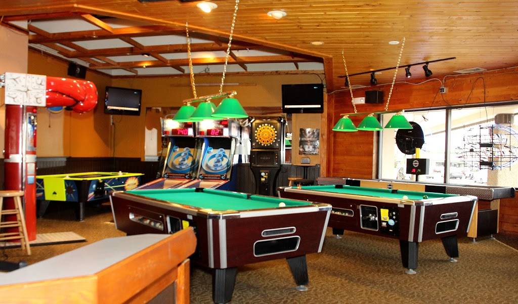 Gibbys Big Backyard | restaurant | 1555 S Havana St Unit W, Aurora, CO 80012, USA | 3037555944 OR +1 303-755-5944