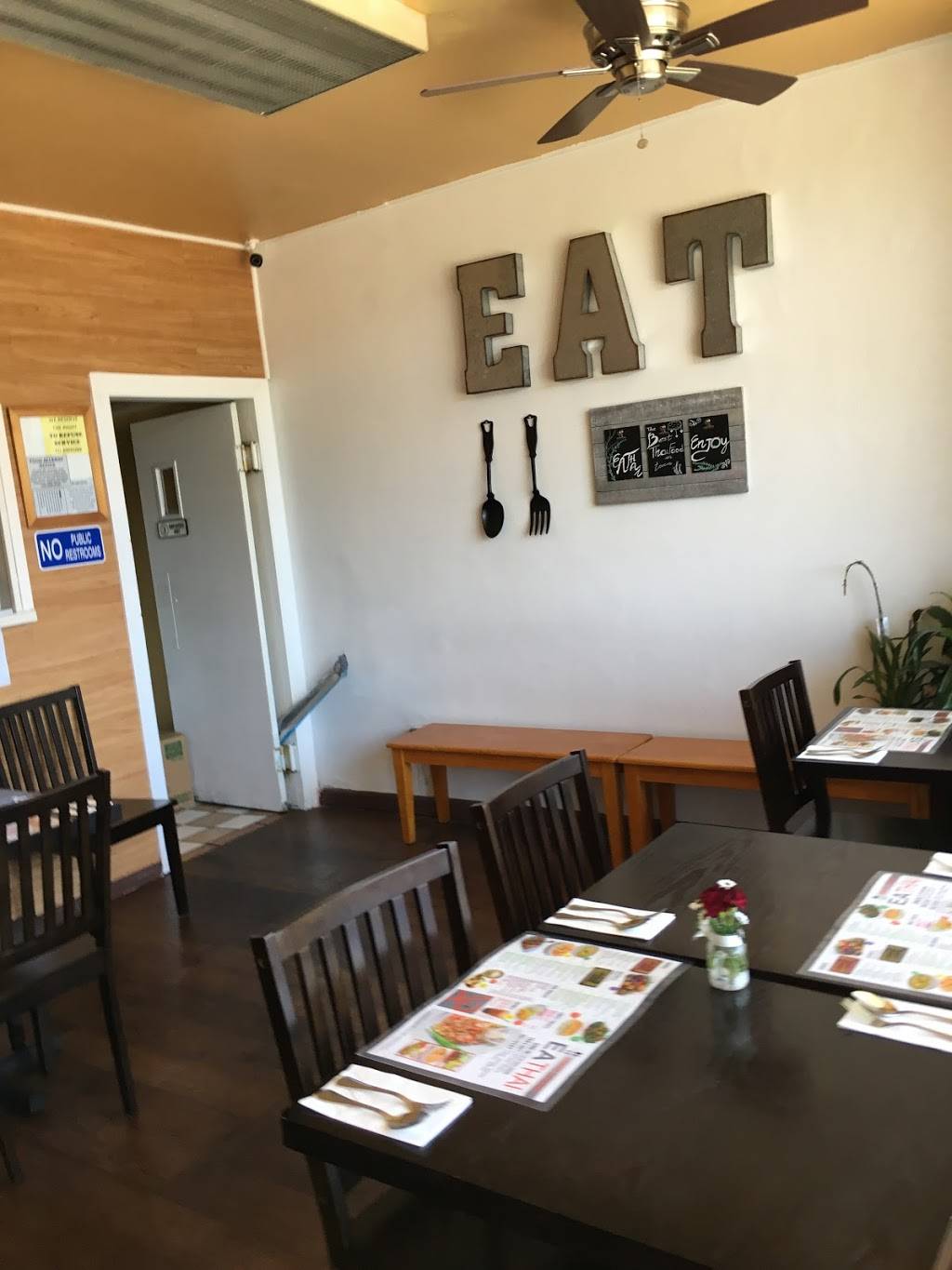 Eathai Bistro | restaurant | 6160 University Ave, San Diego, CA 92115, USA | 6195838888 OR +1 619-583-8888