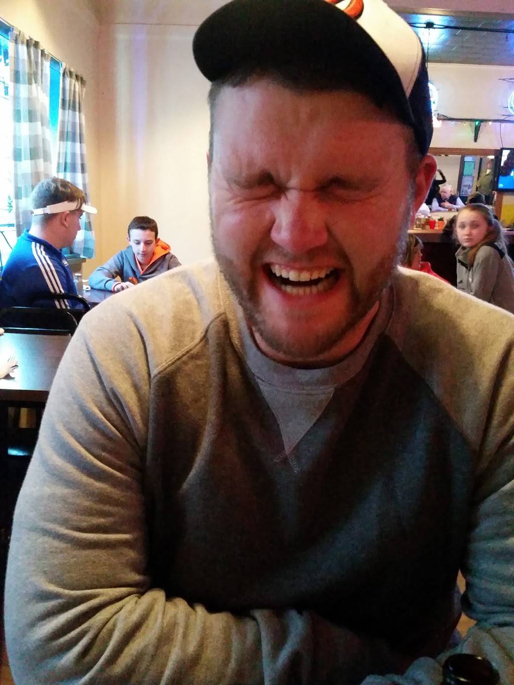 Dinos | restaurant | 110 Diagonal St, Dodgeville, WI 53533, USA | 6089359380 OR +1 608-935-9380