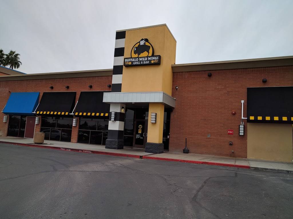 Buffalo Wild Wings | restaurant | 705 S Rural Rd #104, Tempe, AZ 85281, USA | 4808589464 OR +1 480-858-9464