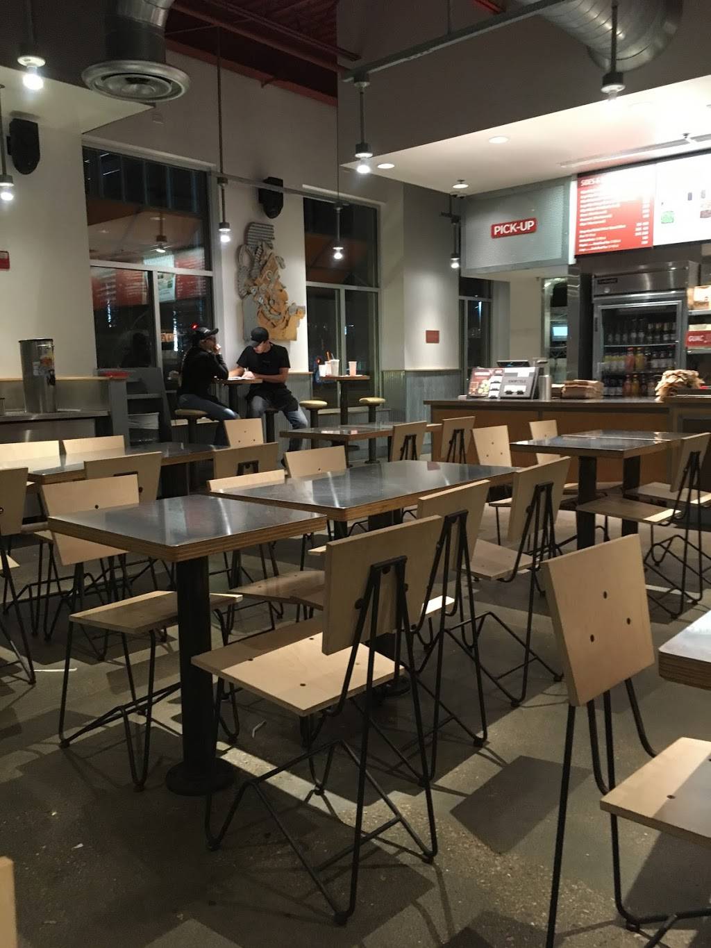 Chipotle Mexican Grill | restaurant | 2711 N Mayfair Rd Ste A, Wauwatosa, WI 53222, USA | 4142586649 OR +1 414-258-6649