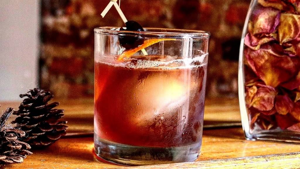 Lobo Fells Point | restaurant | 1900 Aliceanna St, Baltimore, MD 21231, USA | 4103270303 OR +1 410-327-0303