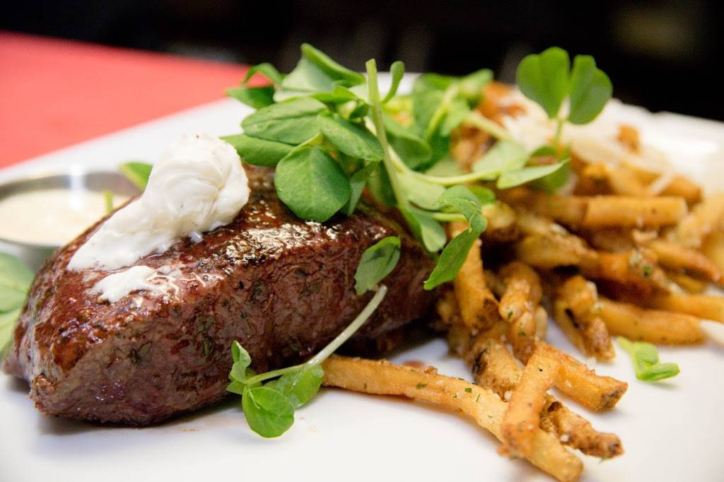 The Schomberg Pub & Patio | restaurant | 226 Main St, Schomberg, ON L0G 1T0, Canada | 9059397151 OR +1 905-939-7151