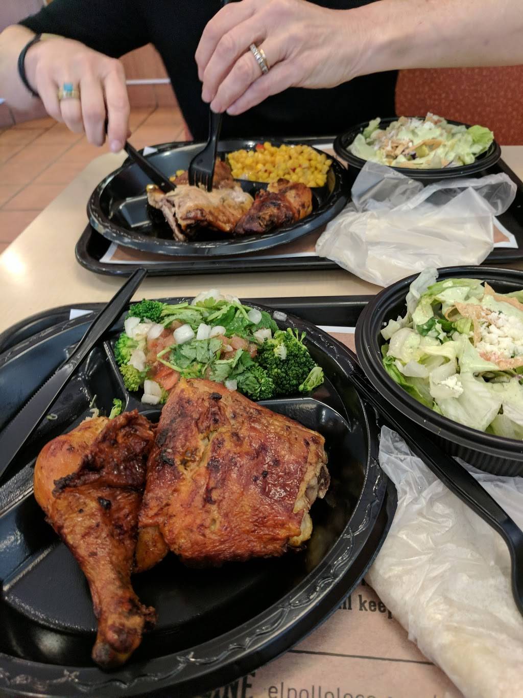 El Pollo Loco | restaurant | 7327 San Pedro Ave, San Antonio, TX 78216, USA | 2107097451 OR +1 210-709-7451