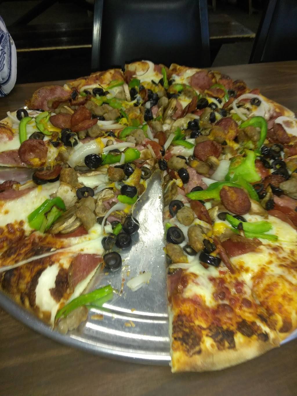 DBonis Pizza | restaurant | 2249 Jackson Ave, Escalon, CA 95320, USA | 2098381700 OR +1 209-838-1700