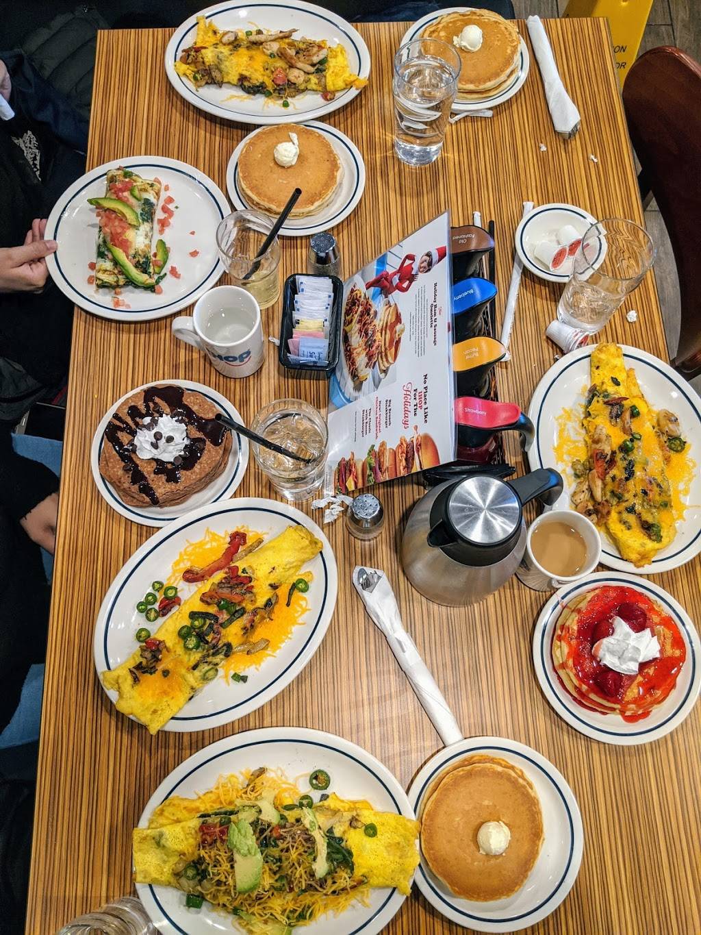 IHOP | restaurant | 410 S College Mall Rd, Bloomington, IN 47401, USA | 8123398760 OR +1 812-339-8760