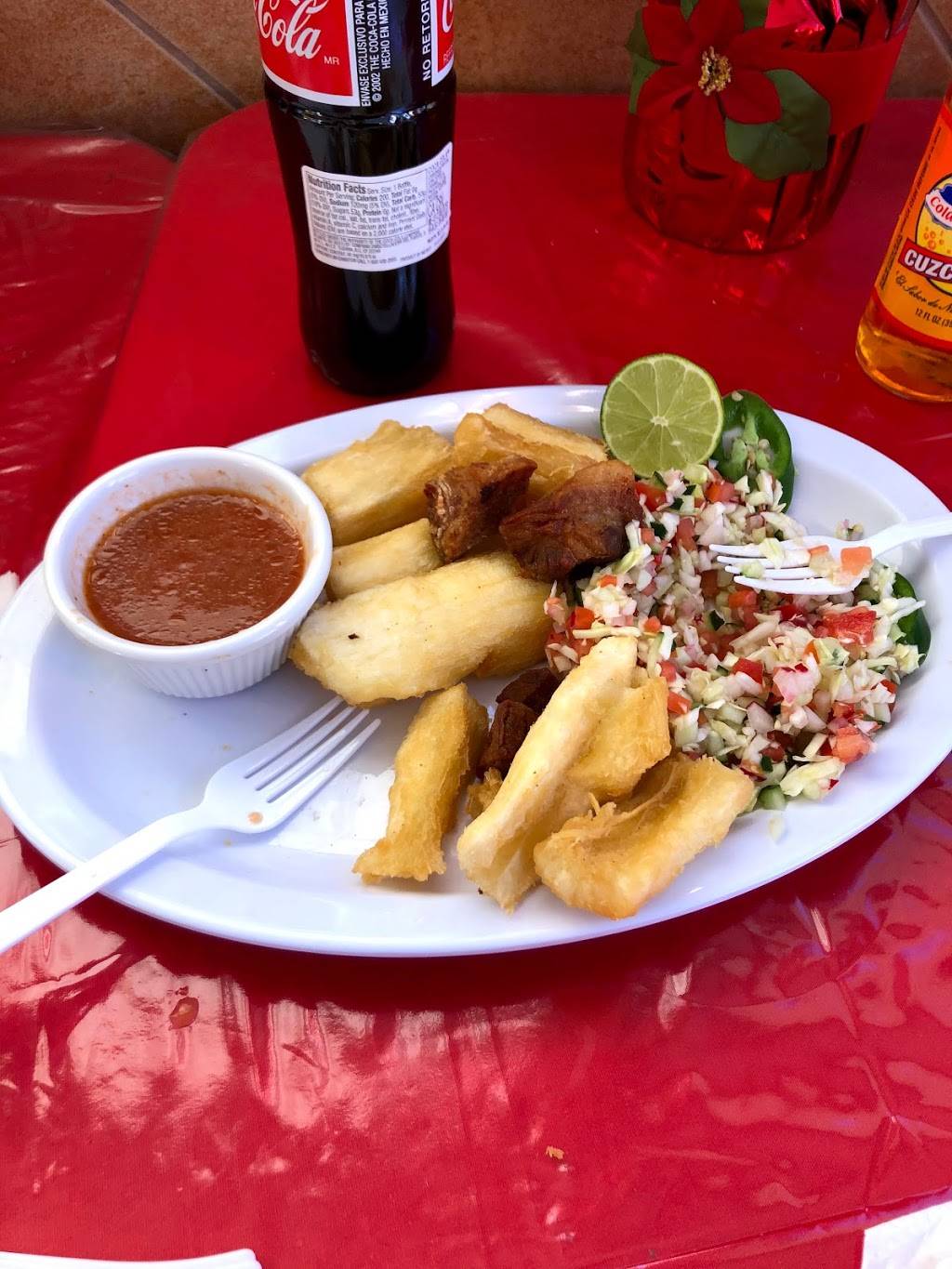 Pupuseria rosali | restaurant | 325 E Palmdale Blvd, Palmdale, CA 93550, USA | 6615266627 OR +1 661-526-6627