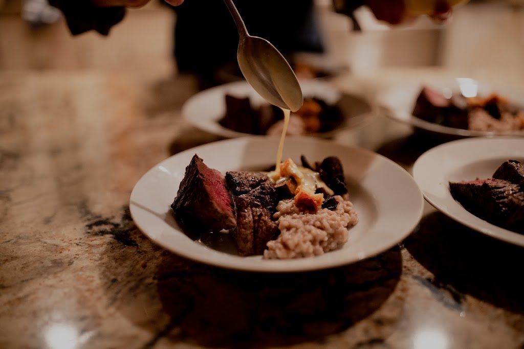 Bartlett private dining: Bartlett Catering | restaurant | 109 E Plainfield Ave, Milwaukee, WI 53207, USA | 2624969830 OR +1 262-496-9830