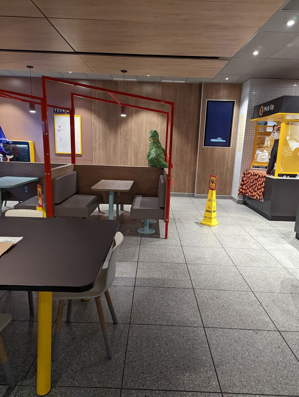 McDonalds | cafe | 2151 Northern Blvd NE, Rio Rancho, NM 87124, USA | 5058926857 OR +1 505-892-6857