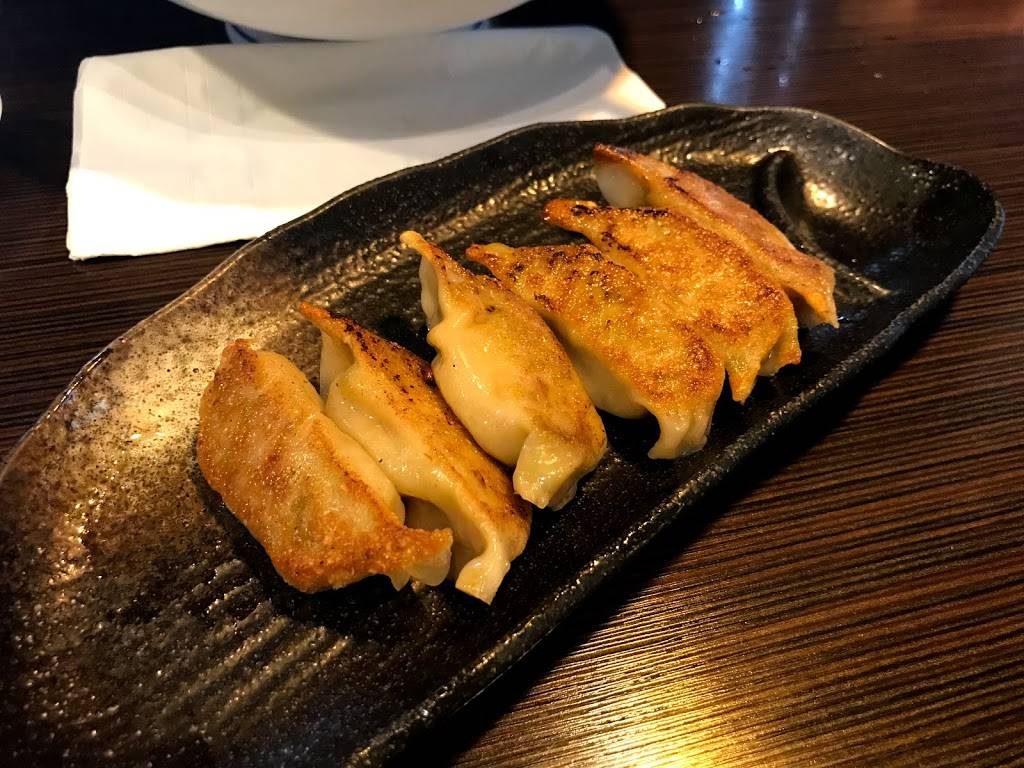 Ringer Hut | restaurant | 1072 Saratoga Ave, San Jose, CA 95129, USA | 4085540877 OR +1 408-554-0877