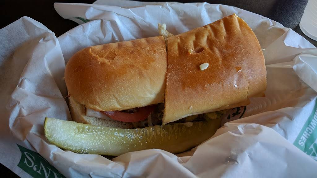 Pickermans Soup & Sandwich Shop | restaurant | 327 Jay St, La Crosse, WI 54601, USA | 6087827087 OR +1 608-782-7087