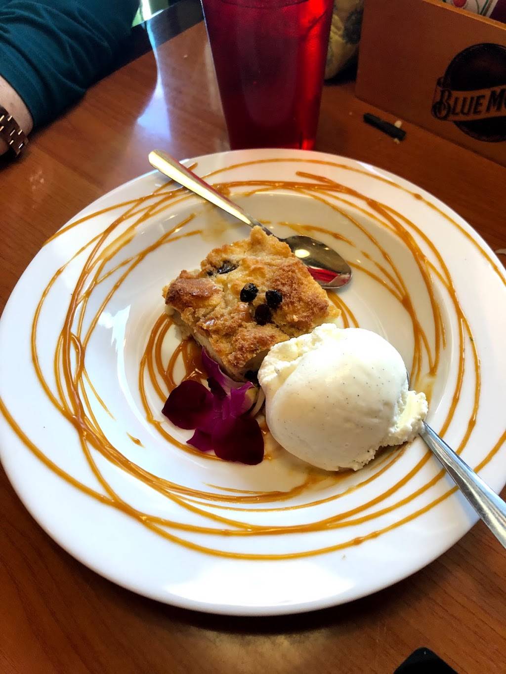 Shortstop Bar & Grill | restaurant | 99 Springfield Rd, Westfield, MA 01085, USA | 4136426370 OR +1 413-642-6370